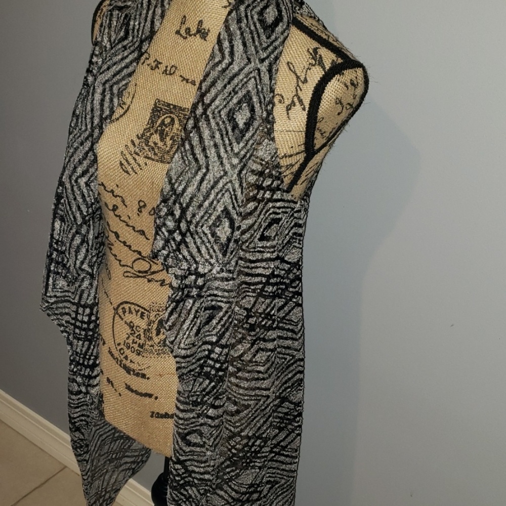 Cardigan - Picture 3 of 5